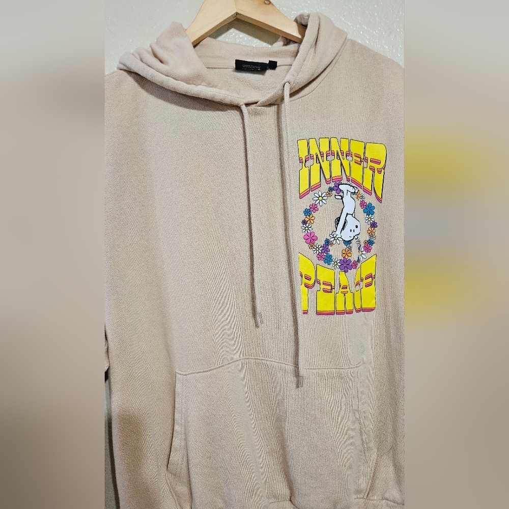 Peanuts Tan Boxy Graphic Sweatshirt - Picture 9 of 14
